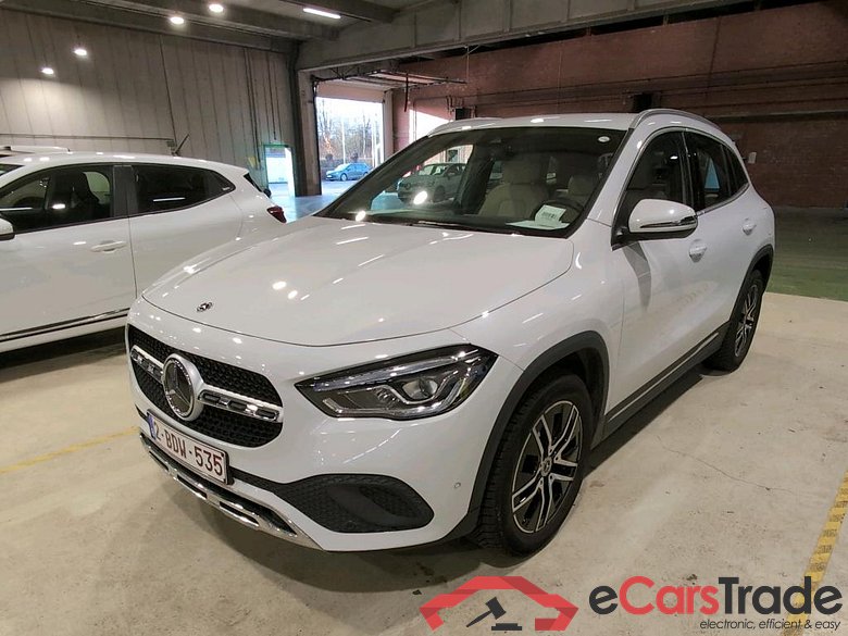 MERCEDES-BENZ GLA - Klasse 1.3 GLA 180 DCT BUSINESS SOLUTION