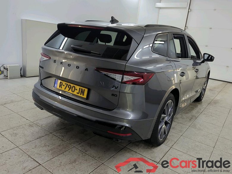 Škoda Enyaq 60 Sportline 5d #2