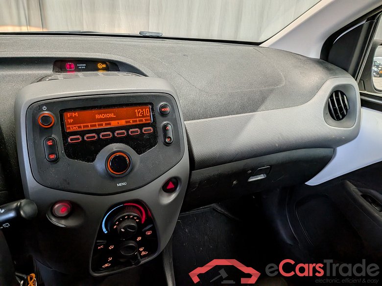 PEUGEOT 108 1.0 e-VTi Active #5