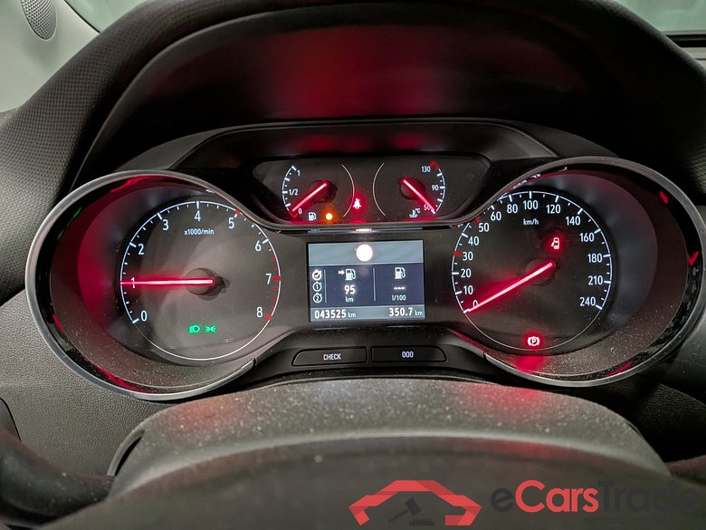 OPEL Crossland X 1.2 T. Innovation #6