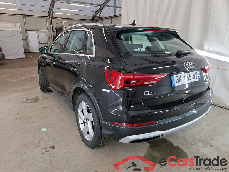 AUDI Q3 / 2018 / 5P / SUV 35 TFSI 150 MHEV S TRONIC DESIGN LUXE #2