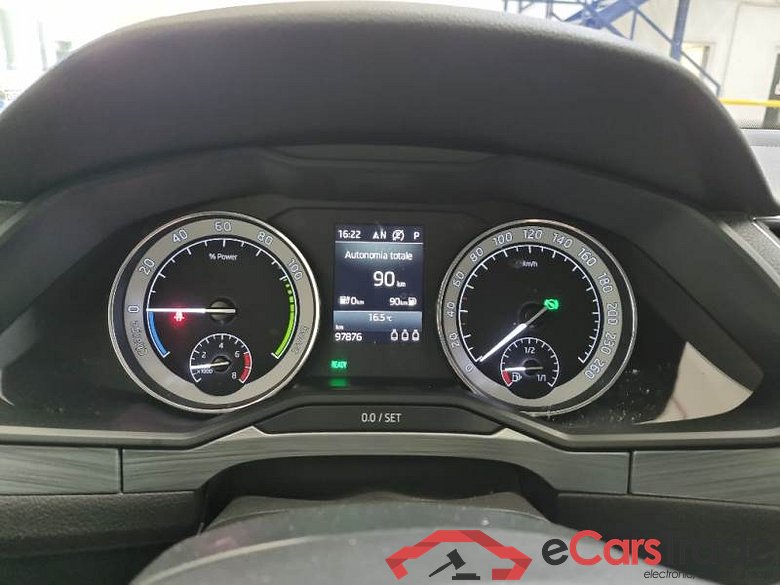 SKODA SUPERB WAGON / 2019 / 5P / STATION WAGON 1.4 TSI PLUG-IN HYBRYD EXECUTIVE DSG #4