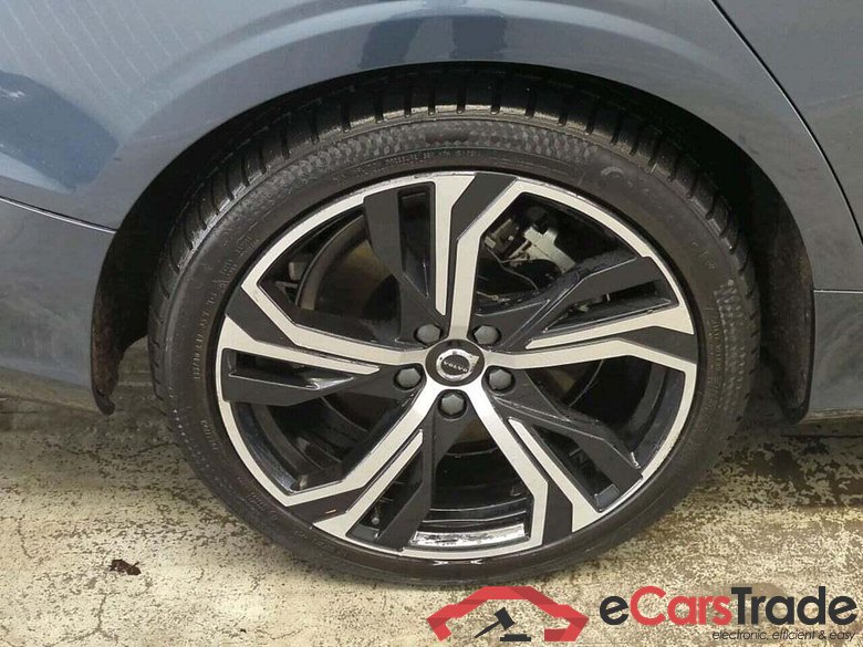 VOLVO V60 2.0 T8 AWD U. Dark #6