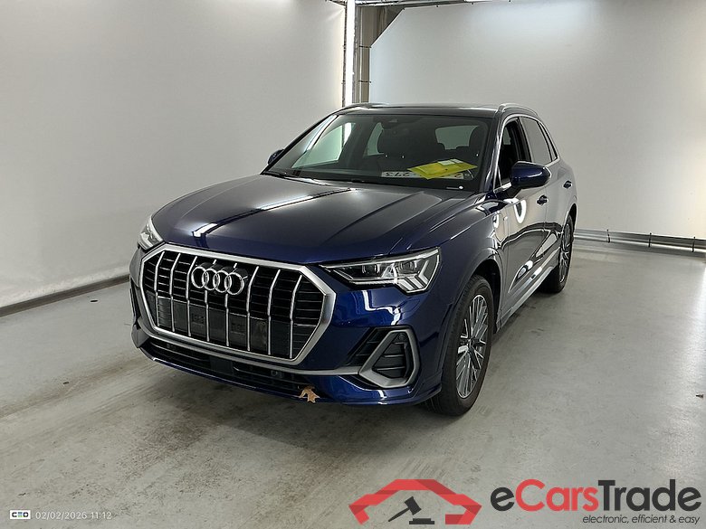 AUDI Q3 1.4 45 TFSI E S TRONIC S LINE #1