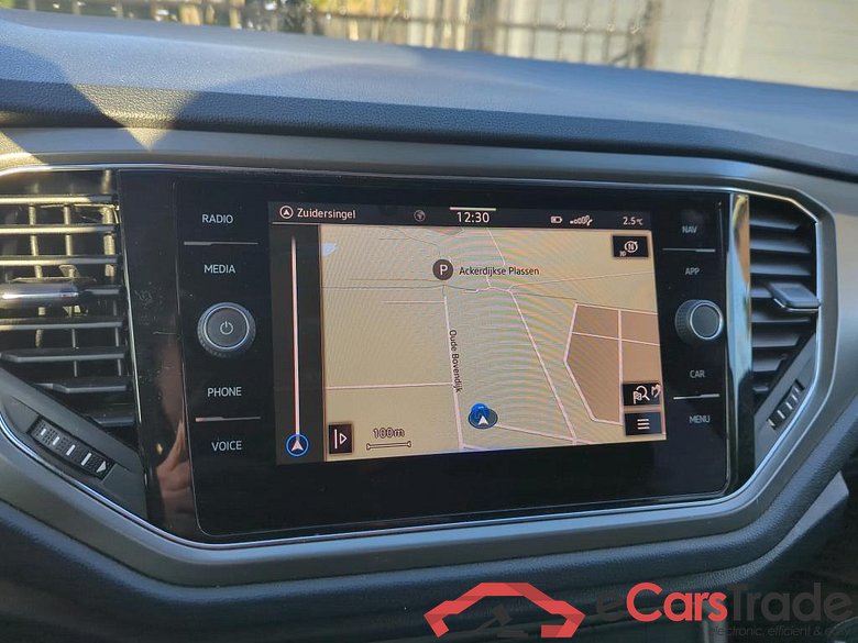 VOLKSWAGEN T-Roc 85 kW #3