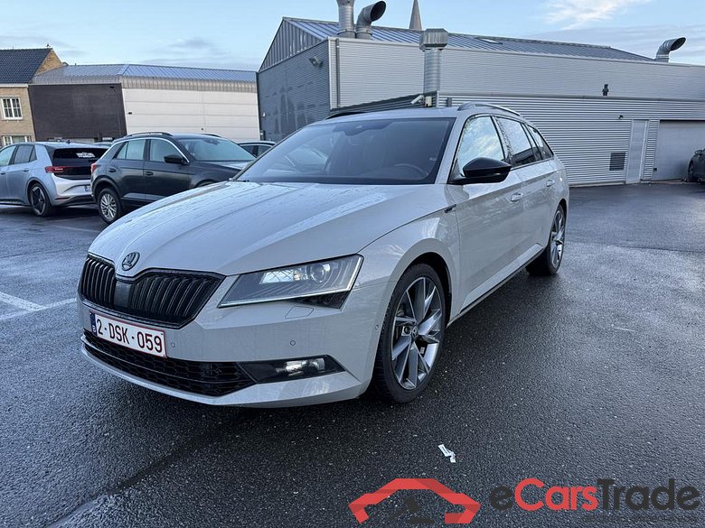 SKODA Superb Combi Superb Wagon Combi SportLine 2,0 TSI 200 kW 7-speed automat. 4x4