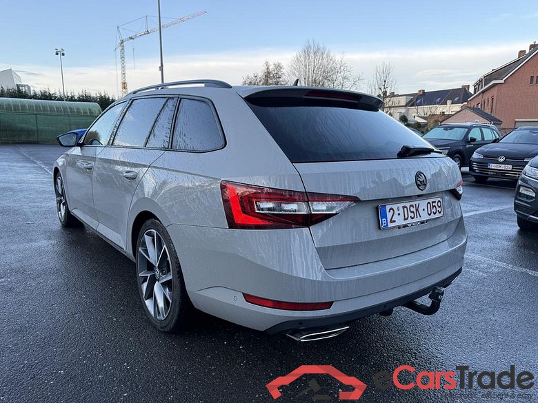 SKODA Superb Combi Superb Wagon Combi SportLine 2,0 TSI 200 kW 7-speed automat. 4x4 #3