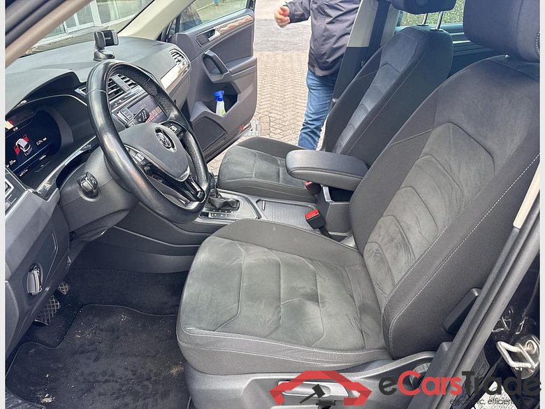 VOLKSWAGEN Tiguan Tiguan Highline 1.4 TSI ACT BMT 110 kW (150 ch) 6 vitesses DSG #4
