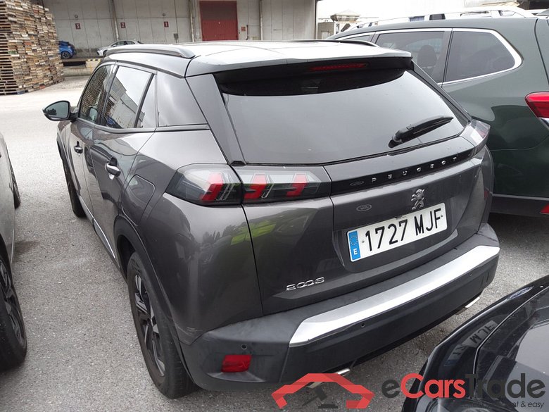 PEUGEOT 2008 Allure Pack 130 S&S EAT8 PureTech #2