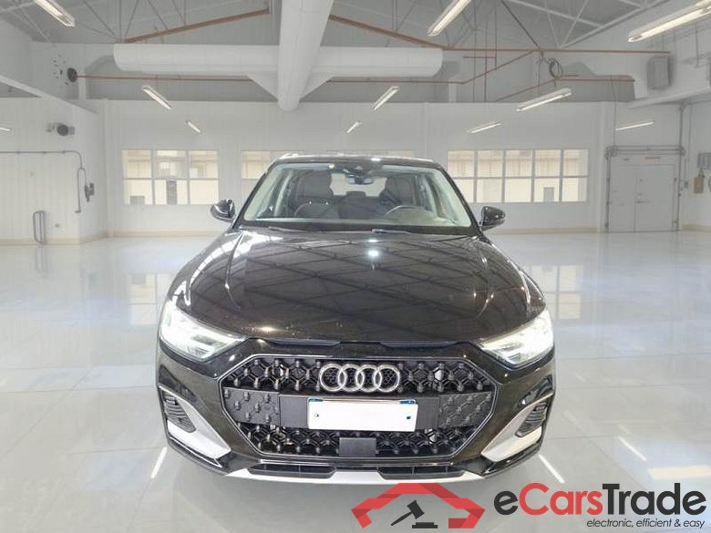 AUDI A1 CITYCARVER / 2018 / 5P / BERLINA 35TSI S TRONIC CITYCARVER ADMIRED #6