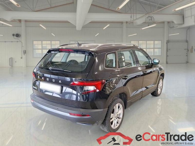 SKODA KAROQ / 2017 / 5P / SUV 1.6 TDI SCR EXECUTIVE DSG #2