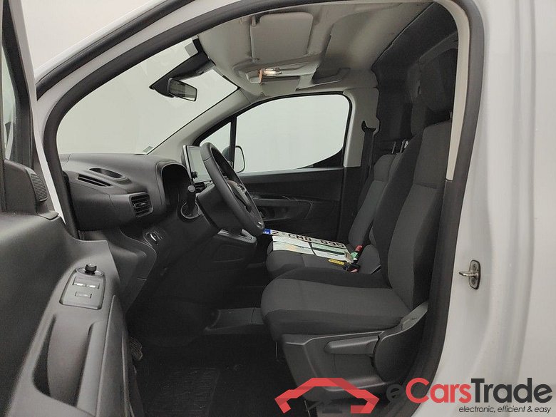 Opel Combo 1.5 Turbo 75kW 2.3T L2H1 Edition 4d #3