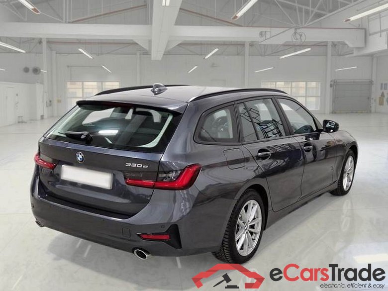 BMW SERIE 3 / 2018 / 5P / STATION WAGON 330E BUSINESS ADVANTAGE TOURING AUTO #2