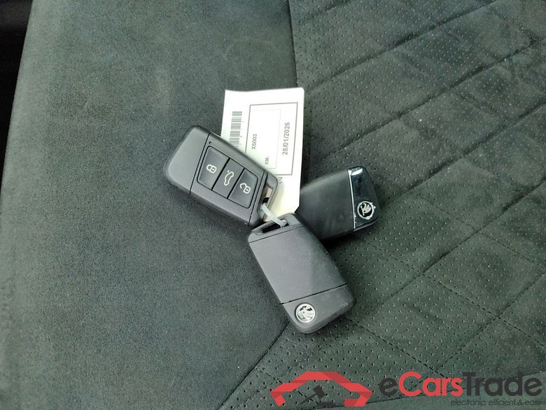 SKODA KODIAQ DIESEL 2.0 CR TDi 150 4x4 Sportline DSG (EU6AP) 5d #4