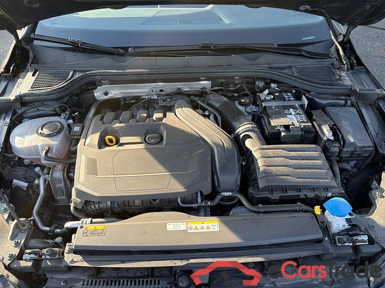 VOLKSWAGEN Golf VIII Golf R-Line Business Premium 1.5 TSI 96 kW (130 ch) 6 vitesses manuel #4