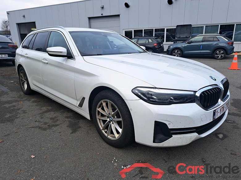 BMW 5 TOURING DIESEL - 2020 520 dA MHD #2