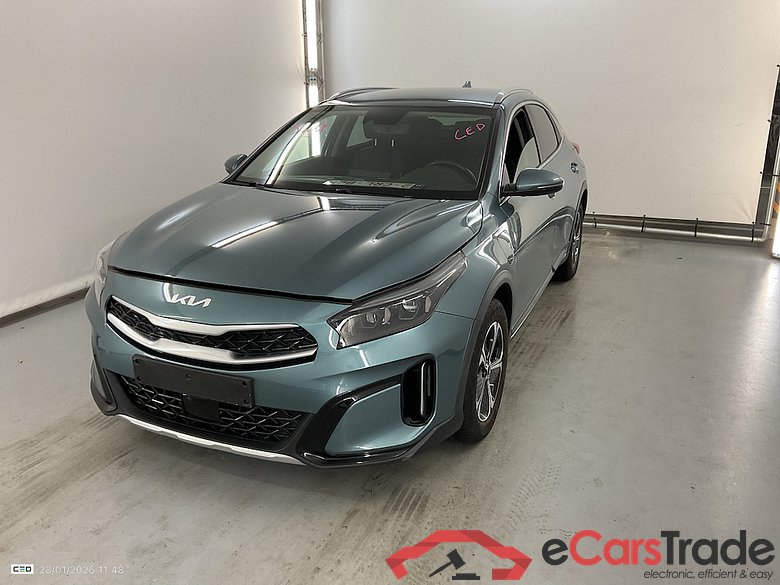 KIA XCEED 1.6 GDI PHEV DCT BUSINESS LINE
