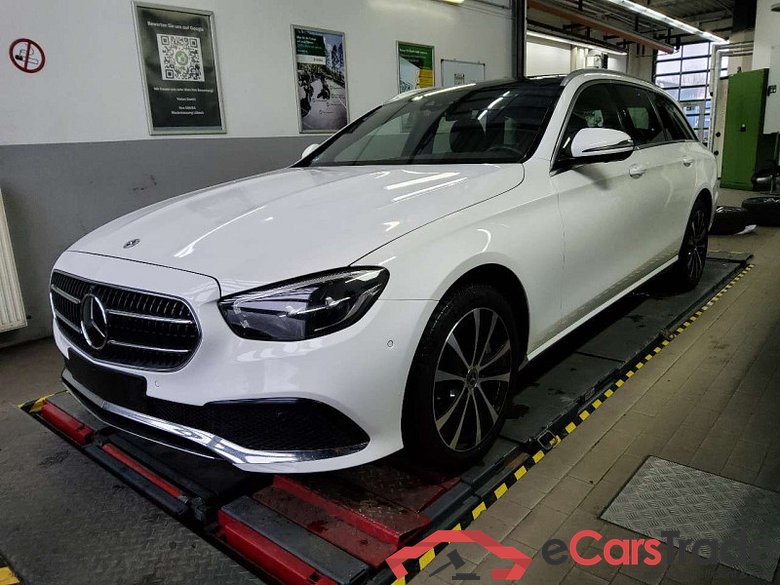 Mercedes-Benz E T-Modell (BM 213)(06.2016->) DE - Kb5 E 300 de EU6d, T de Avantgarde (EURO 6d), (Facelift) 2020 - 2023 #1