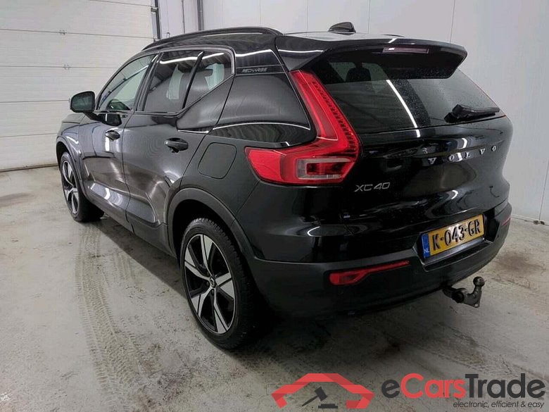 VOLVO XC40 Recharge P8 AWD RDes #6