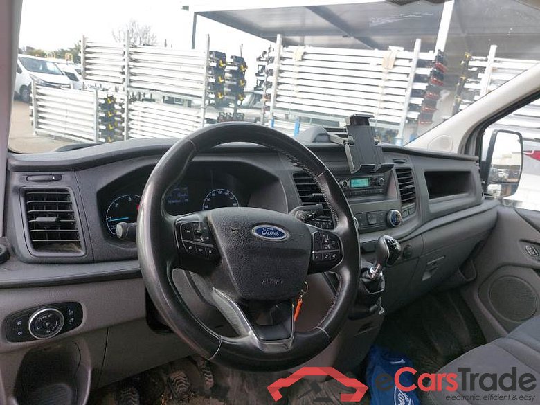 FORD TRANSIT CUSTOM / 2018 / 4P / FURGONE 280 L1H1 TREND 2.0 ECOBLUE 130 CV #3