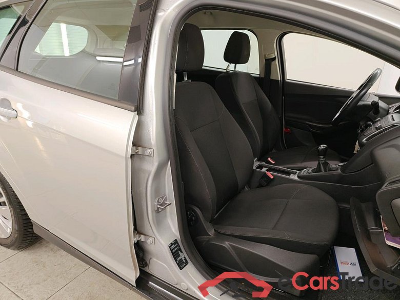 Ford Focus 1.0 EcoBoost Trend 100 pk Wagon 5d #3