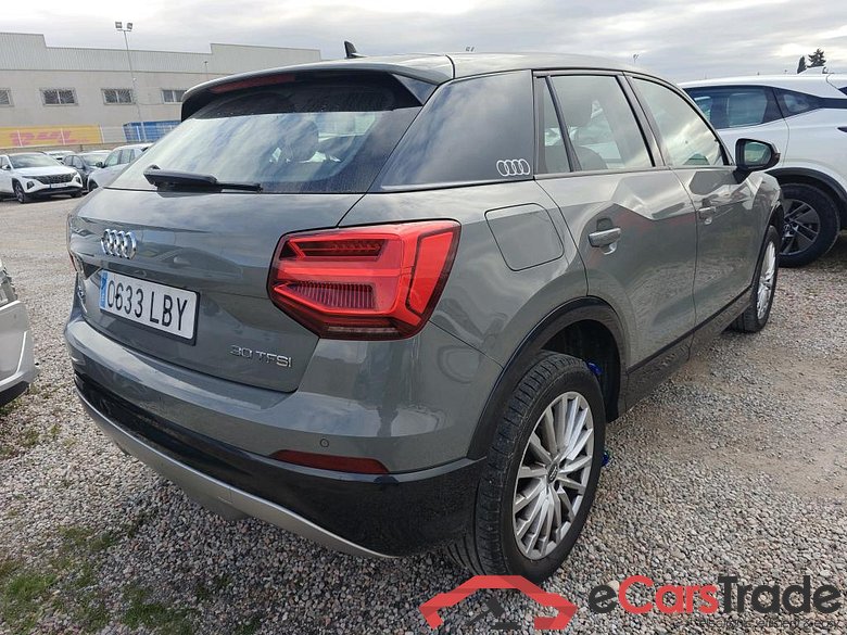 AUDI Q2 / 2016 / 5P / todoterreno Design 30 TFSI 85kW (116CV) #2