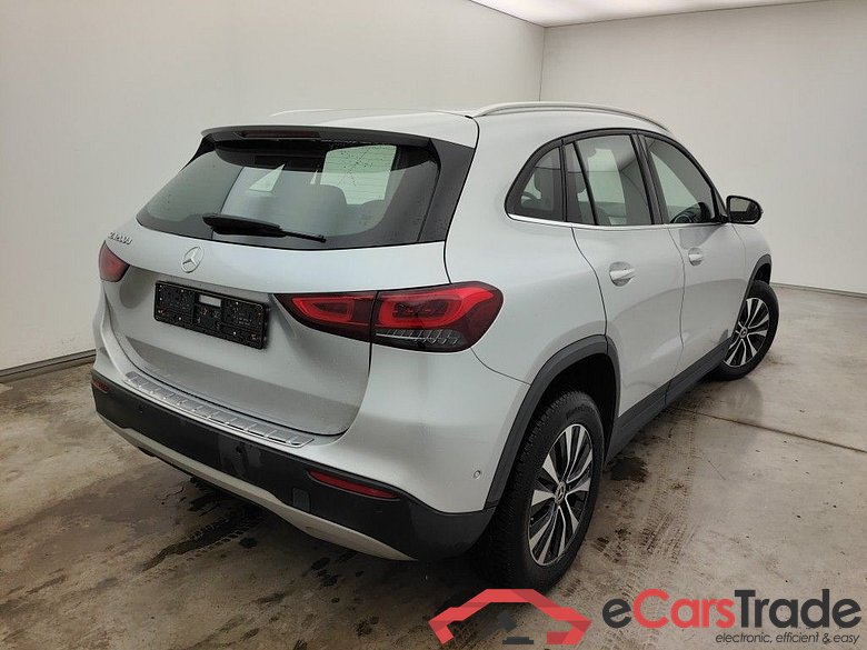MERCEDES CLASSE GLA DIESEL - 2020 GLA 200 d 150 business Solution 5d Auto #2