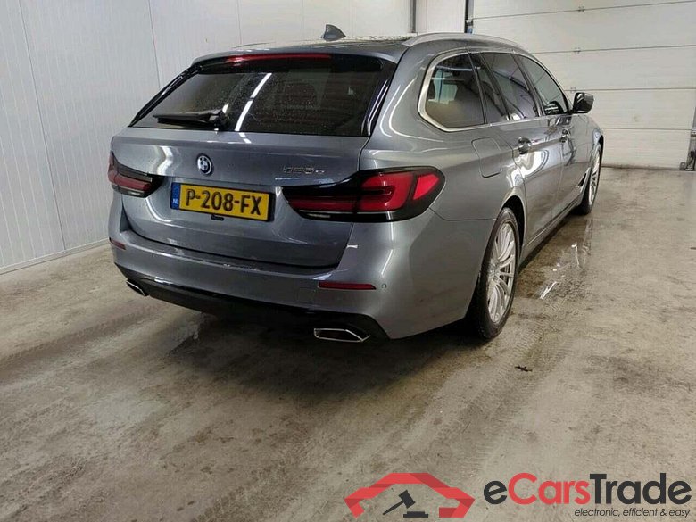 BMW 5-serie Touring 520e Bns Edit.+ #2