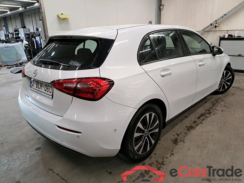 MERCEDES - MER A 180 d 116PK 8G-DCT Business Solution Essential #2