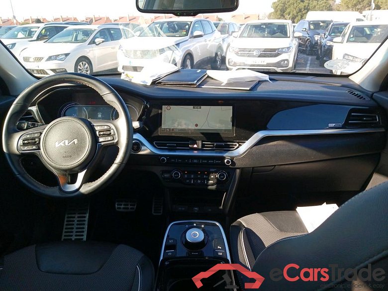 KIA e-Niro / 2016 / 5P / crossover e-Niro 150kW Emotion (Long Range) #3