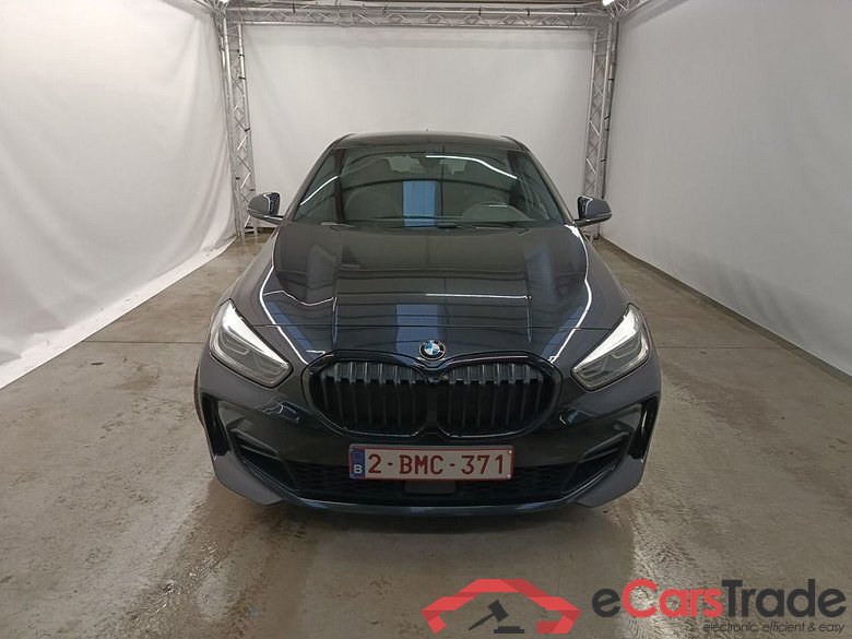 BMW 1 Reeks Hatch 118iA (100 kW) 5d #5