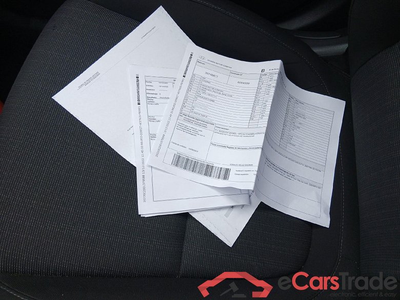 HYUNDAI Kona / 2020 / 5P / todoterreno 1.6 GDI HEV Maxx DCT #5