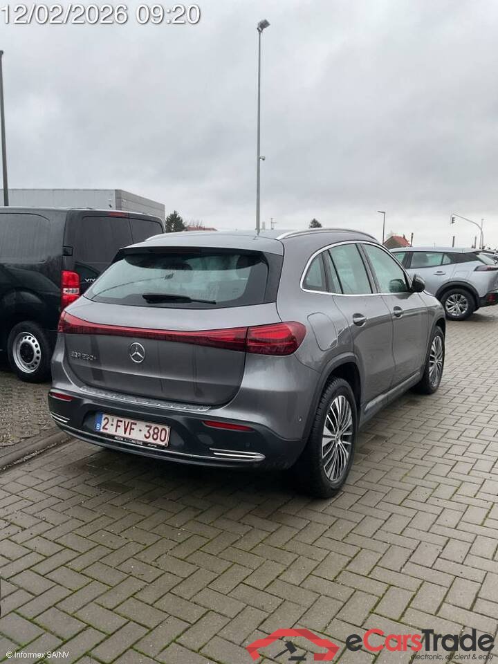 Mercedes EQA EQA 250+ Business Line 140kW/190pk  5D/P Auto-1 #4