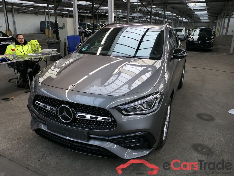 GLA GLA 220 d 4Matic (247.715)AMG AMG Line 140KW AT8 E6d