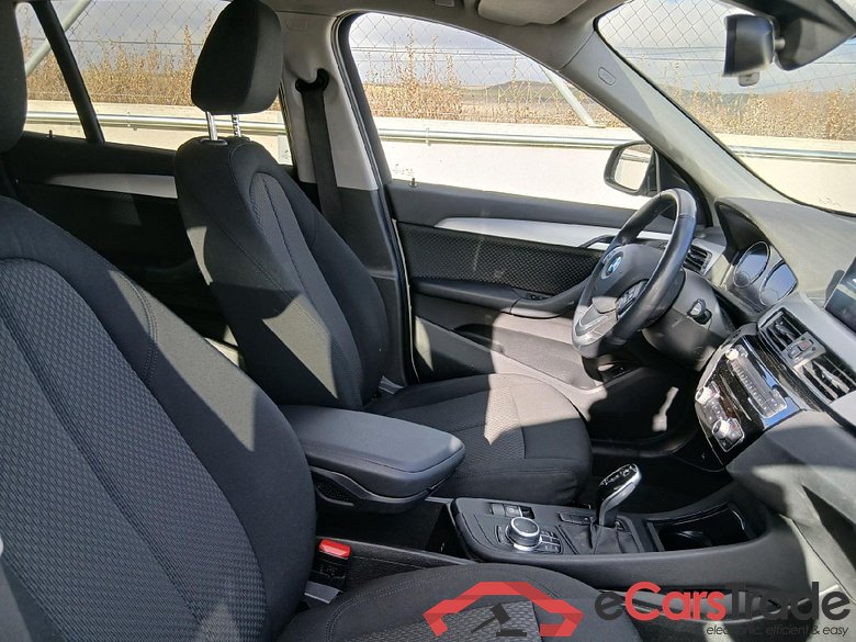 BMW X1 / 2019 / 5P / todoterreno sDrive18dA Corporate (AC4) #6