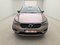 preview Volvo XC40 #0