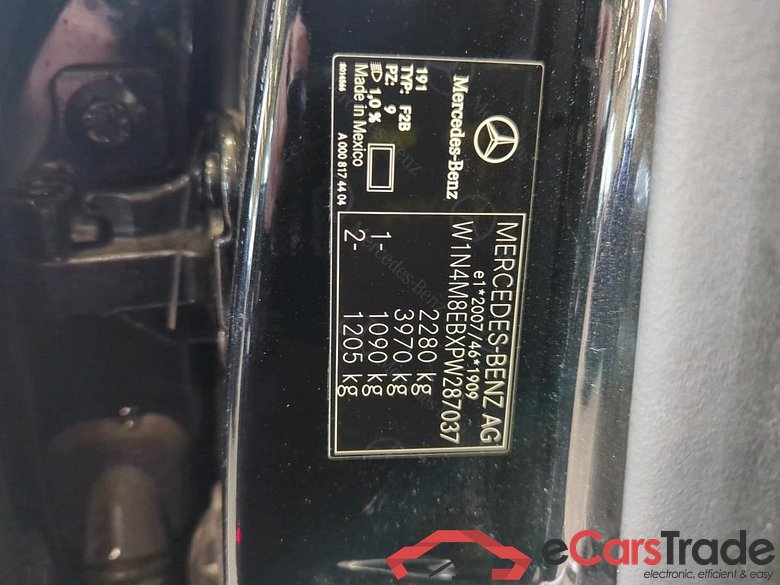 MERCEDES-BENZ GLB 100 kW #3