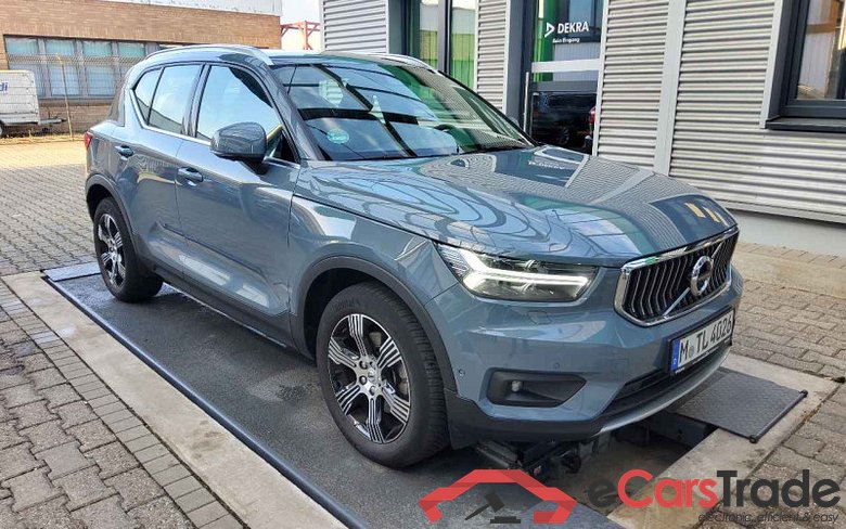 Volvo XC40 (2017->) DE - SUV5 B4 2WD EU6d, Inscription (EURO 6d), 2020 - 2022 #2