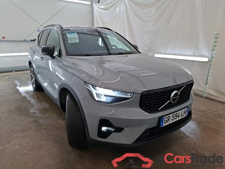 VOLVO XC40 / 2022 / 5P / SUV Recharge T5 262 DCT7 Ultimate #4