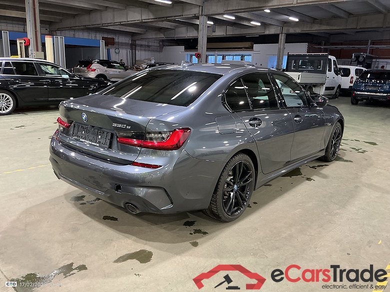 BMW 3 TOURING - 2019 330eAS PHEV #4