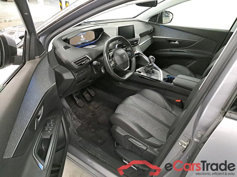 PEUGEOT 5008 - 2020 1.2 PureTech Allure #5