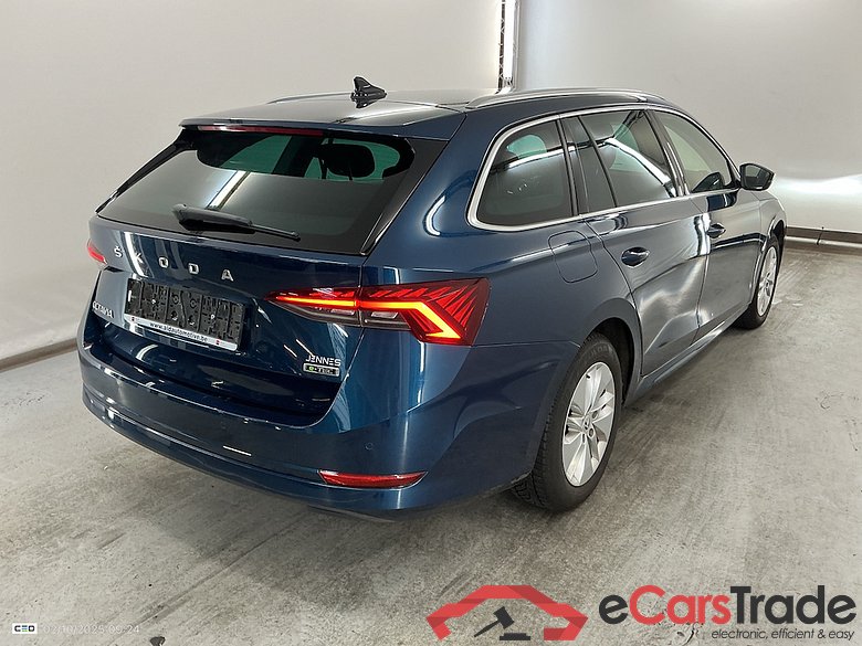 SKODA OCTAVIA COMBI 1.0 TSI MHEV 81KW DSG CLEVER #4