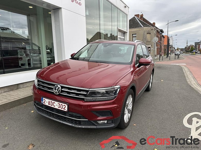 VOLKSWAGEN Tiguan 1.4 TSI 92 kW (125 ch) 6 vitesses manuel #1