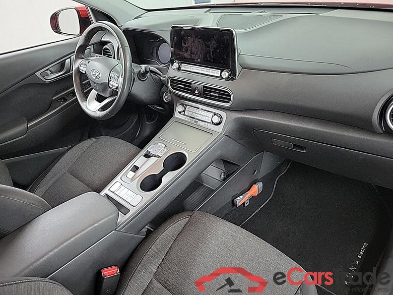 HYUNDAI Kona Comfort Smart Electric 64 kWh 5D Athlon Edition #6