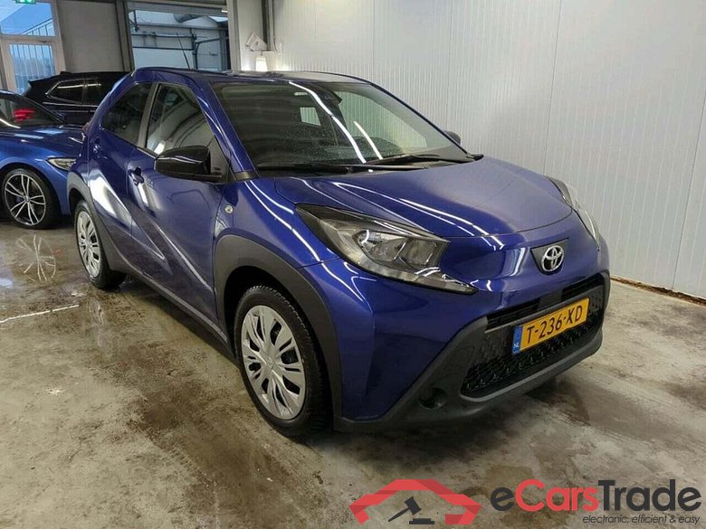TOYOTA Aygo X 1.0 VVT-i MT Play #5