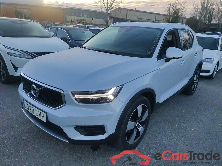 VOLVO XC40 / 2017 / 5P / todoterreno 1.5 T3 Momentum Pro Auto #1