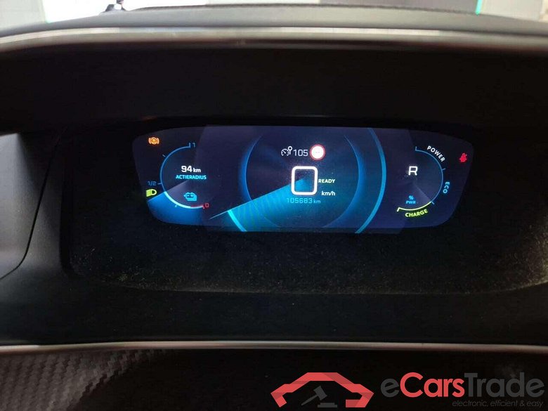 PEUGEOT e-2008 EV Allure 50 kWh #4