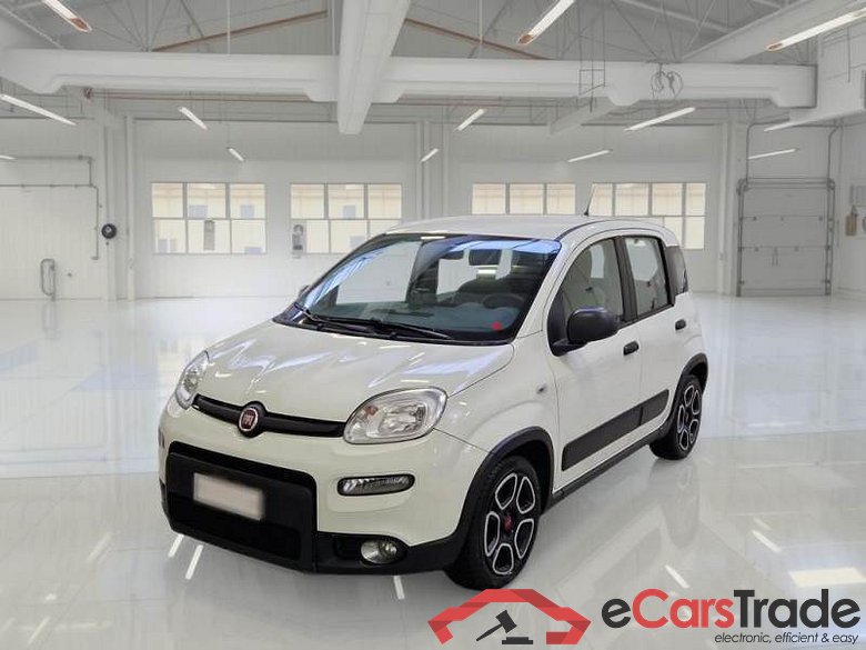 FIAT PANDA / 2012 / 5P / BERLINA 1.0 70CV HYBRID EURO 6D VAN 4 P. STREET