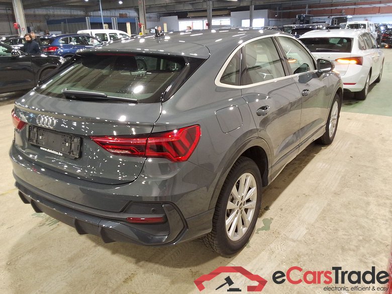 AUDI Q3 Sportback 1.4 45 TFSI E S TRONIC #4