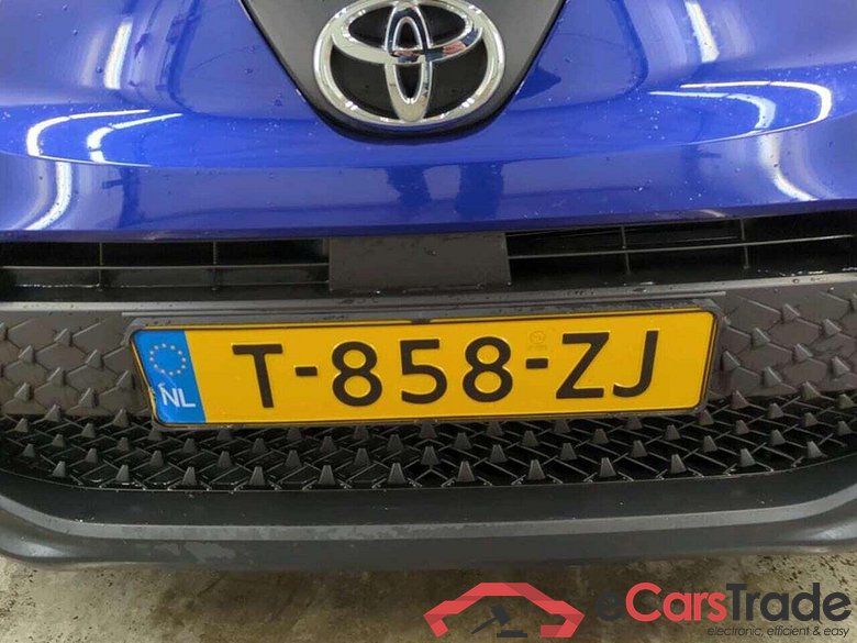TOYOTA Aygo X 1.0 VVT-i MT Play #4